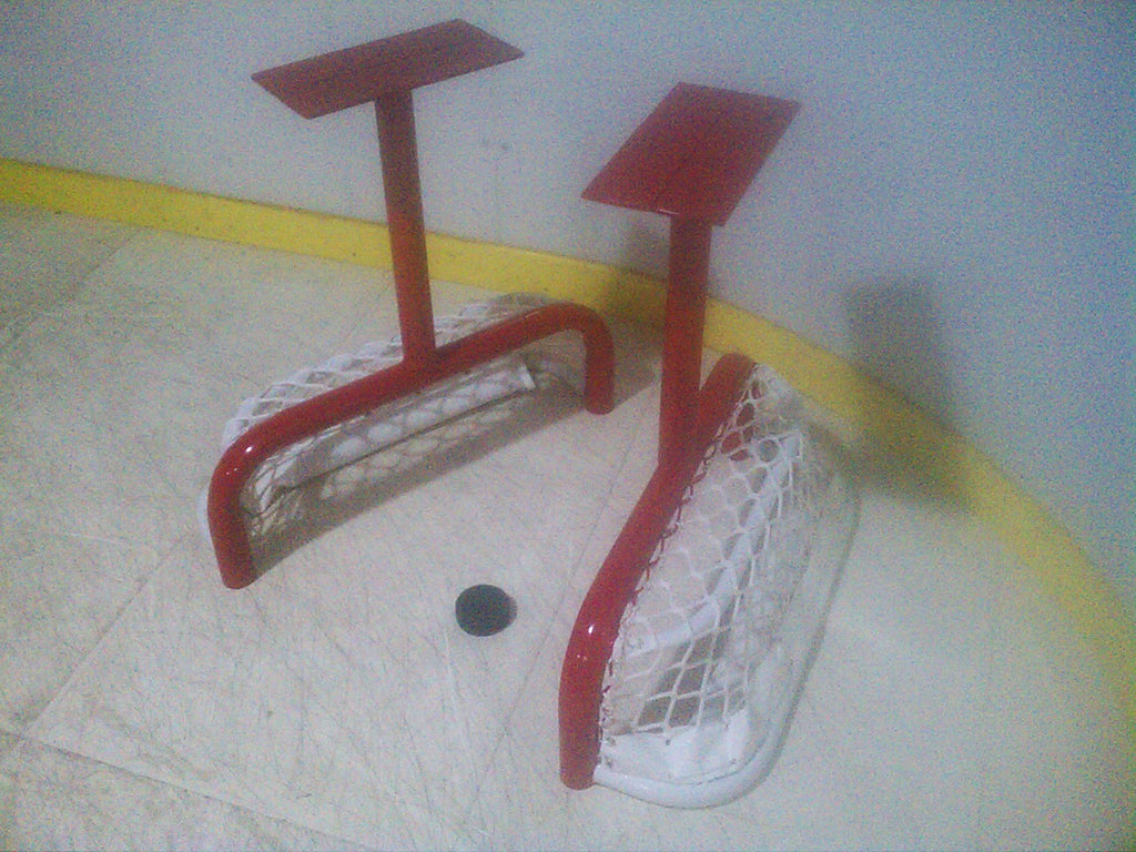 Custom size hockey goal, Table legs